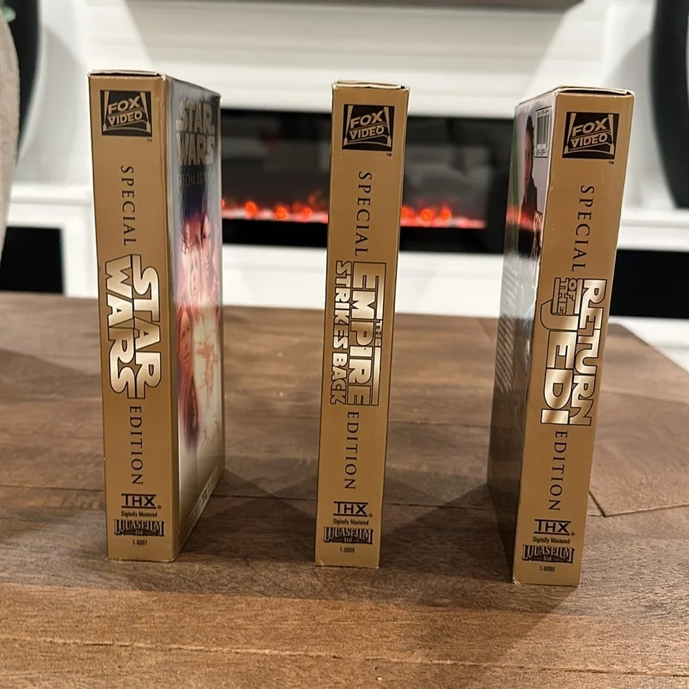 Star Wars Trilogy VHS set gold black collectors item boxed set 3 VHS set Jedi